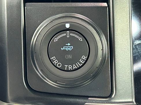 Used 2025 Ford F450 King Ranch w/ Chrome Package image 27