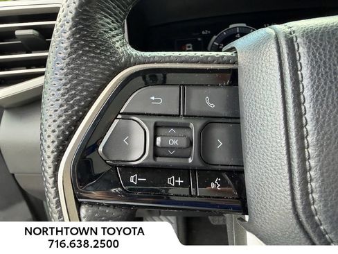 Used 2024 Toyota Tundra Limited AWD/4WD image 17