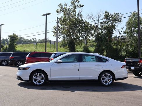 New 2026 Honda Accord LX image 4