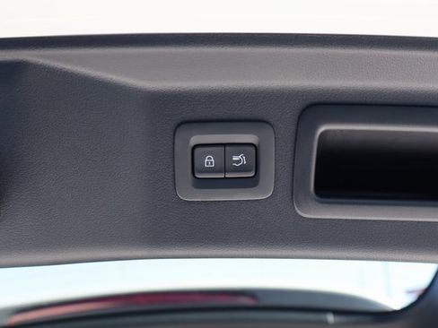 Used 2024 MAZDA CX-90 Plug-In Hybrid w/ Premium Pkg image 27