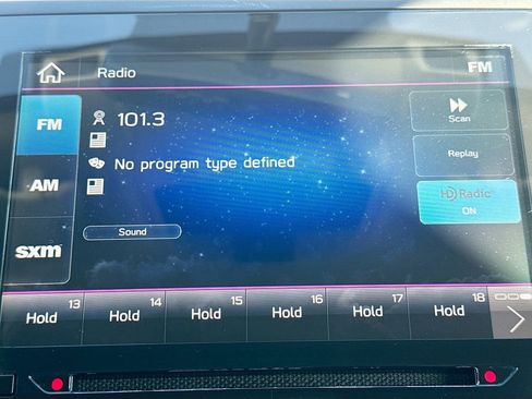 Used 2020 Subaru Crosstrek Hybrid w/ Popular Package #3 image 17