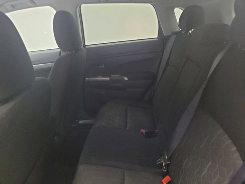 Used 2021 Mitsubishi Outlander Sport SE FWD image 18