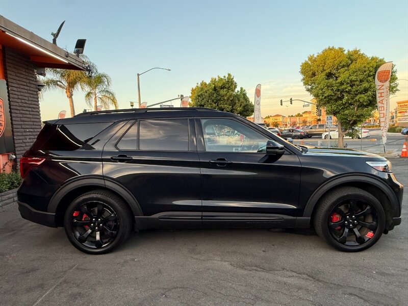 Used 2020 Ford Explorer ST w/ ST Street Pack AWD/4WD image 16