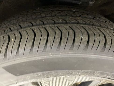 Used 2023 Buick Envision Essence w/ Sport Touring Package image 23