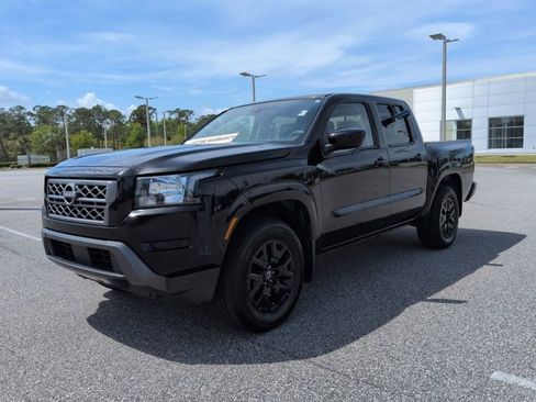 Certified 2022 Nissan Frontier SV image 8