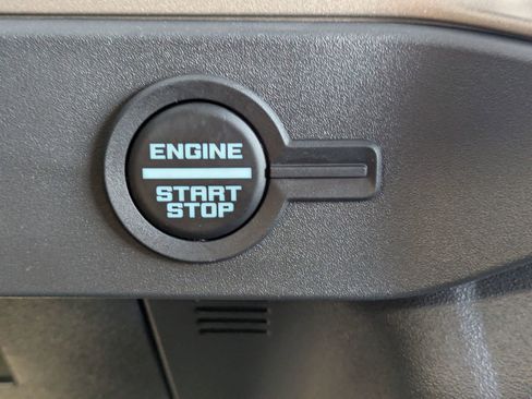 New 2025 Ford Bronco Outer Banks image 23