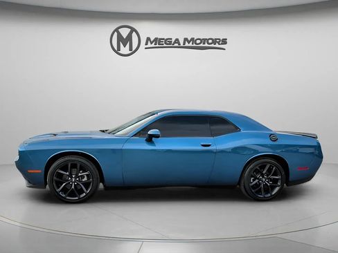 Used 2022 Dodge Challenger SXT w/ Blacktop Package image 2