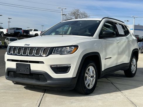 Used 2019 Jeep Compass Sport w/ Tech Group image 3