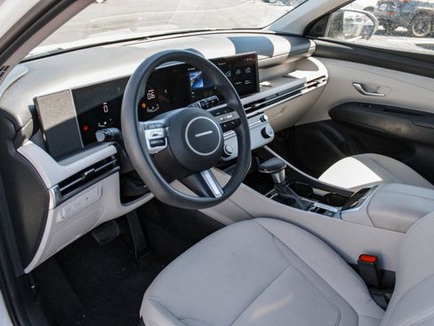 Used 2025 Hyundai Tucson SEL AWD/4WD image 8