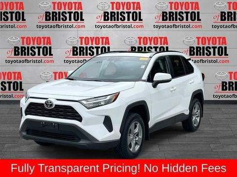 Used 2025 Toyota RAV4 XLE w/ Convenience Package AWD/4WD image 8