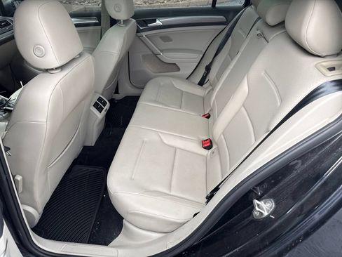 Used 2019 Volkswagen Golf Alltrack SE AWD/4WD image 8