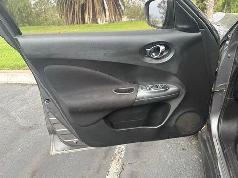 Used 2015 Nissan Juke S image 8