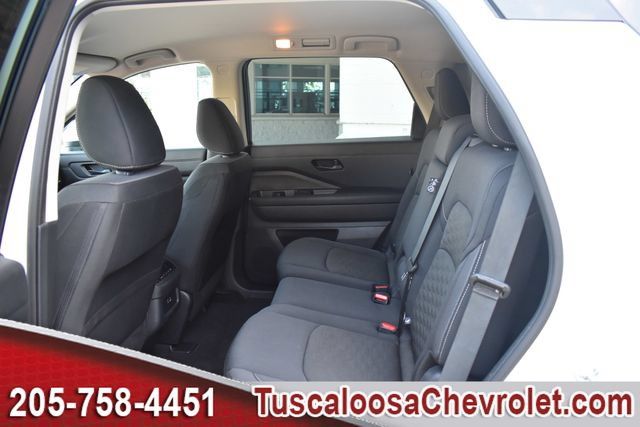 Used 2024 Nissan Pathfinder SV AWD/4WD image 23