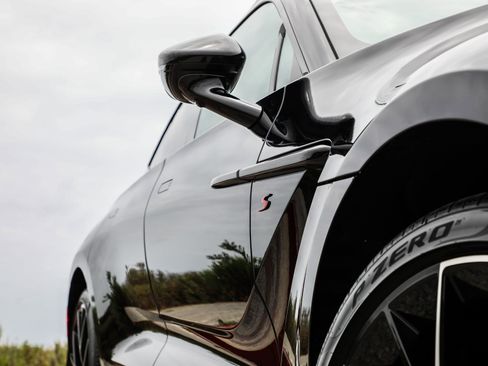 Used 2022 Aston Martin DBX AWD/4WD image 54