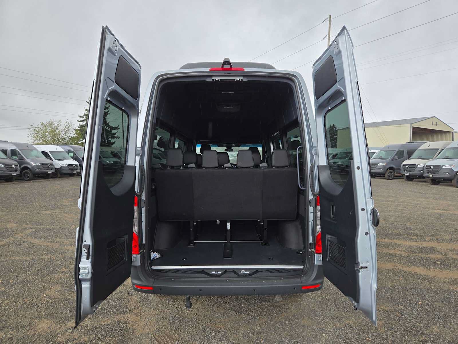 Used 2025 Mercedes-Benz Sprinter 2500 image 20