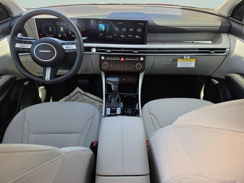 New 2026 Hyundai Tucson SEL FWD image 18