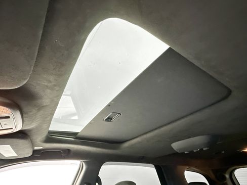 Used 2022 Dodge Durango R/T image 23