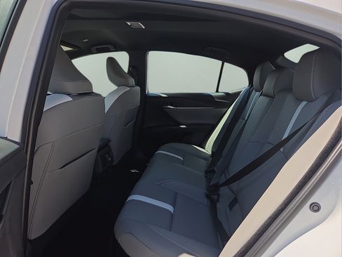 New 2026 Toyota Camry SE FWD image 14