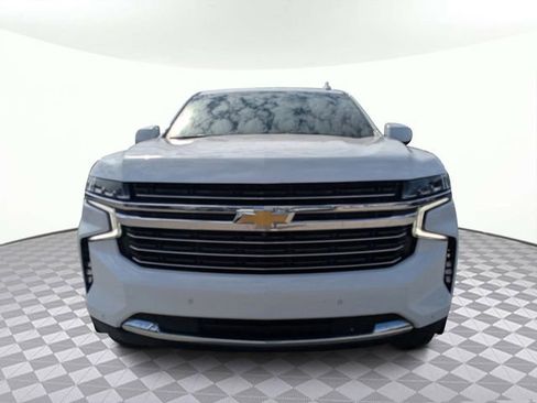 Used 2022 Chevrolet Tahoe LT w/ Luxury Package image 9