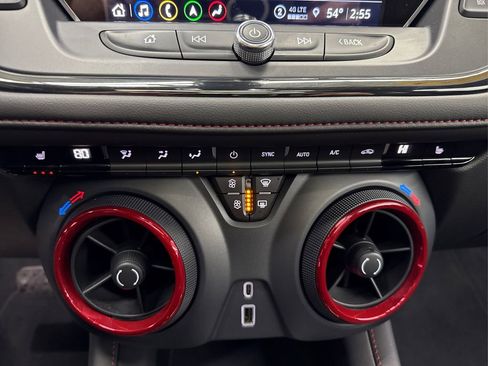 Used 2022 Chevrolet Blazer RS image 31