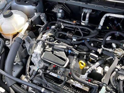 Used 2022 Ford Escape SE w/ SE Sport Appearance Package image 32