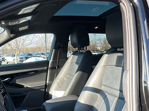 Certified 2024 Land Rover Range Rover Evoque S image 11