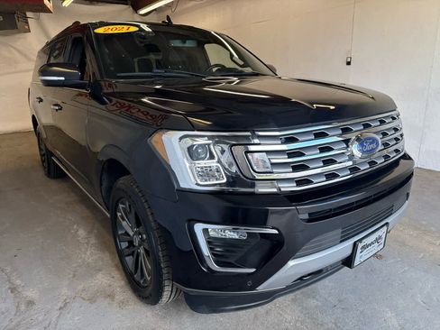 Used 2021 Ford Expedition Max Limited image 3