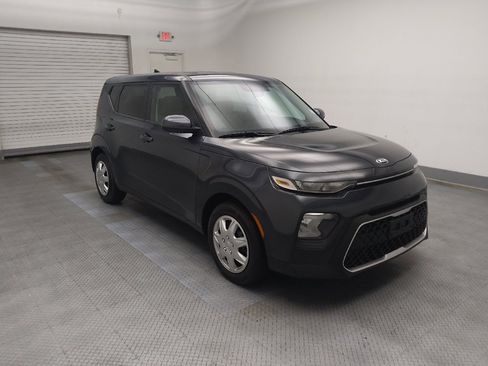 Used 2020 Kia Soul LX FWD image 11