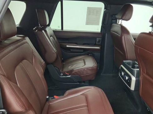 Used 2022 Ford Expedition Max Limited image 25