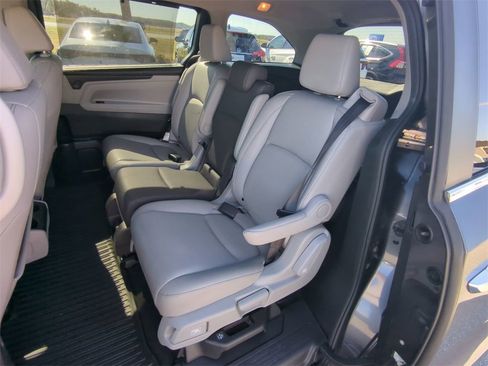 Used 2024 Honda Odyssey EX-L image 13