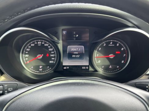 Certified 2018 Mercedes-Benz GLC 300 4MATIC image 21