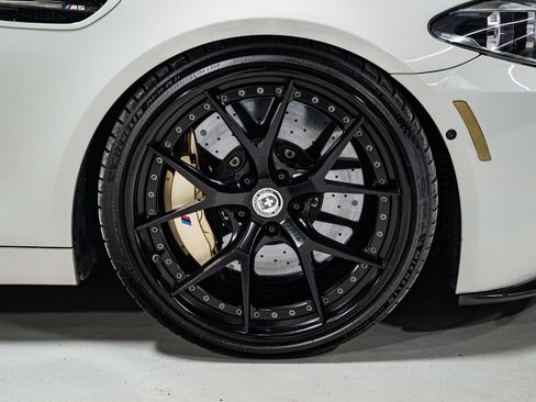 Used 2014 BMW M5 Competition image 13