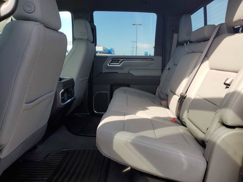 New 2026 Chevrolet Silverado 3500 LTZ w/ LTZ Premium Package AWD/4WD image 13