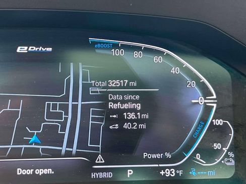 Used 2022 BMW 330e xDrive w/ Driving Assistance Package AWD/4WD image 33