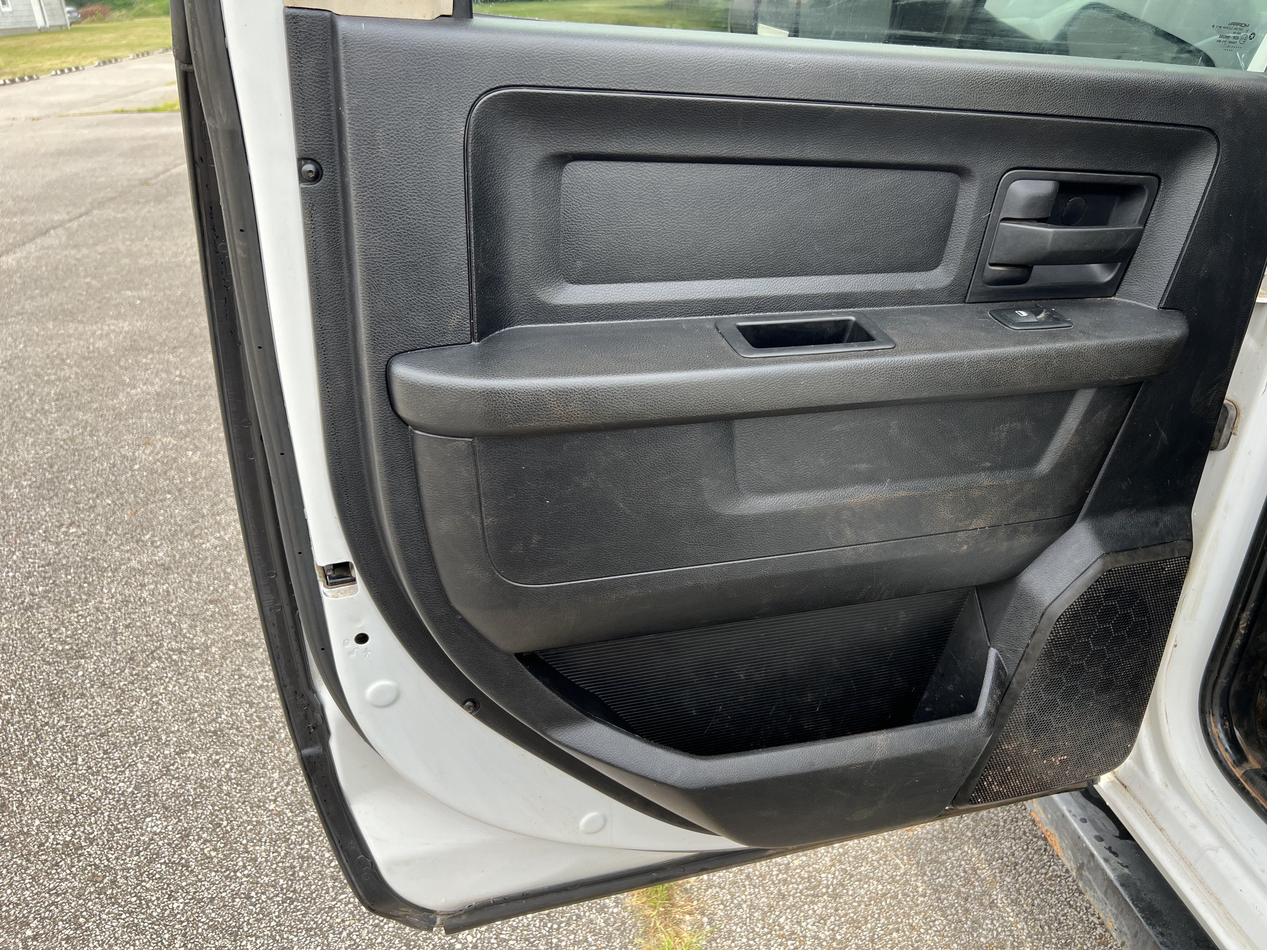 Used 2018 RAM 2500 Tradesman w/ Chrome Appearance Group AWD/4WD image 28
