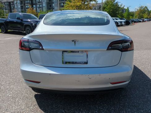 Used 2018 Tesla Model 3 RWD image 5