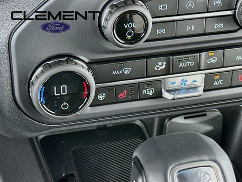 New 2026 Ford Bronco Outer Banks w/ Sasquatch Package AWD/4WD image 21