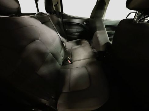 Used 2021 Chevrolet Colorado LT w/ LT Convenience Package image 27