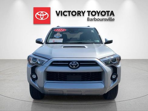 Used 2024 Toyota 4Runner TRD Off-Road Premium w/ Off Road Premium Plus Package AWD/4WD image 8