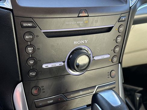 Used 2016 Ford Edge Titanium w/ Technology Package image 26