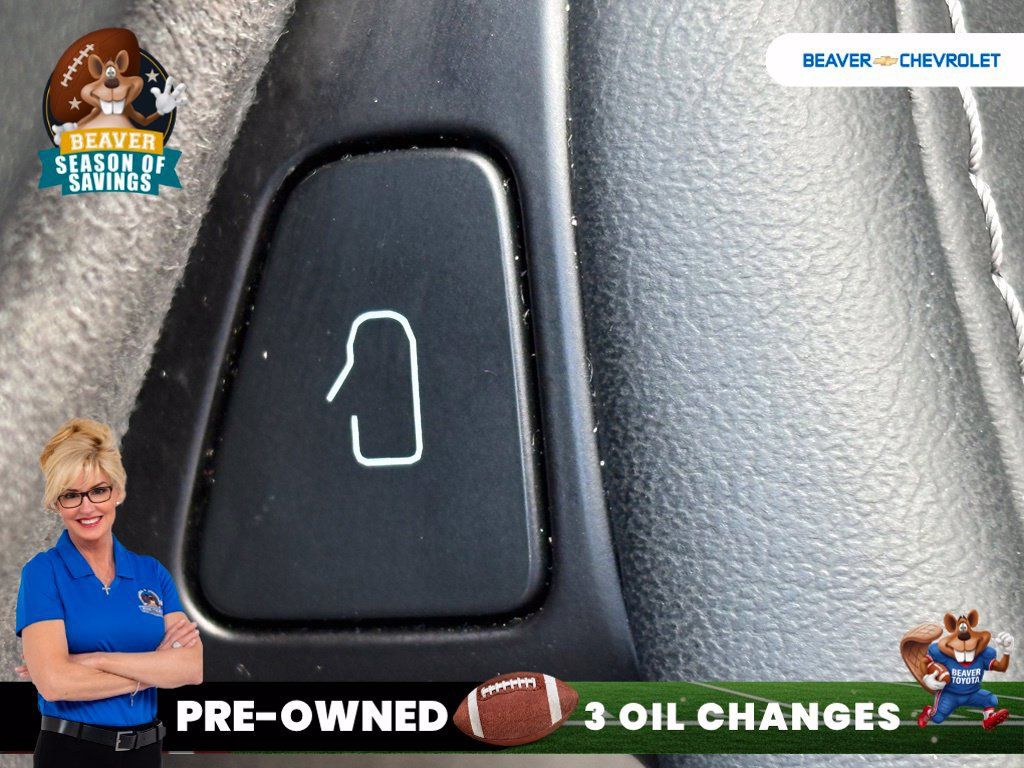Used 2025 Tesla Model Y Long Range RWD image 32