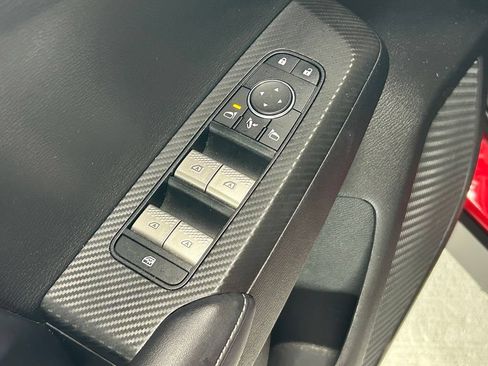 Used 2024 Mitsubishi Outlander SE Black Edition FWD image 19
