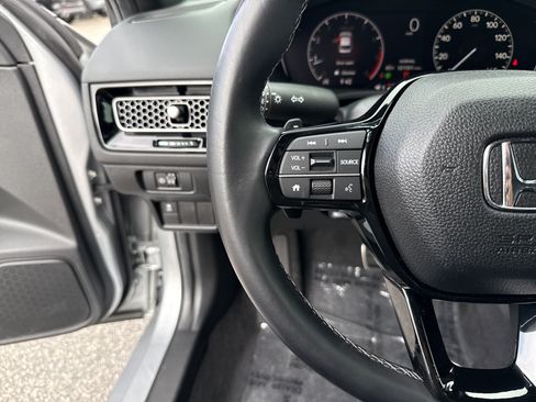 Certified 2025 Honda Civic Sport image 19