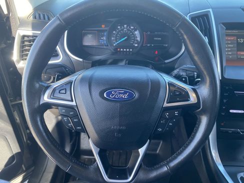 Used 2015 Ford Edge Titanium image 24