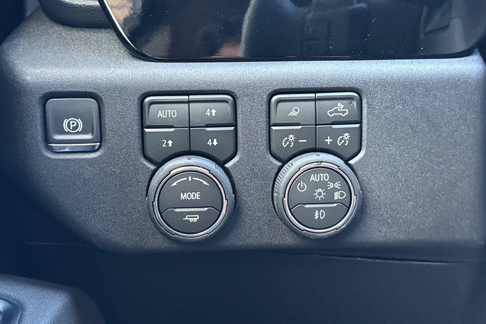 New 2026 Chevrolet Silverado 1500 RST w/ Safety Package AWD/4WD image 33