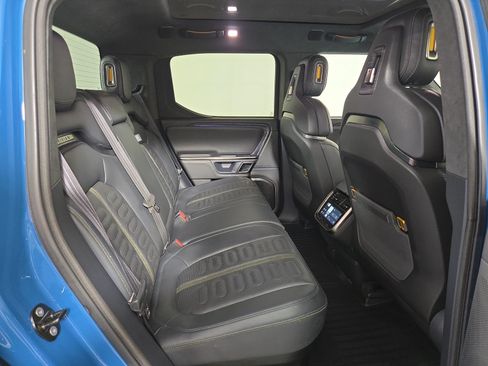 Used 2022 Rivian R1T Adventure AWD/4WD image 22