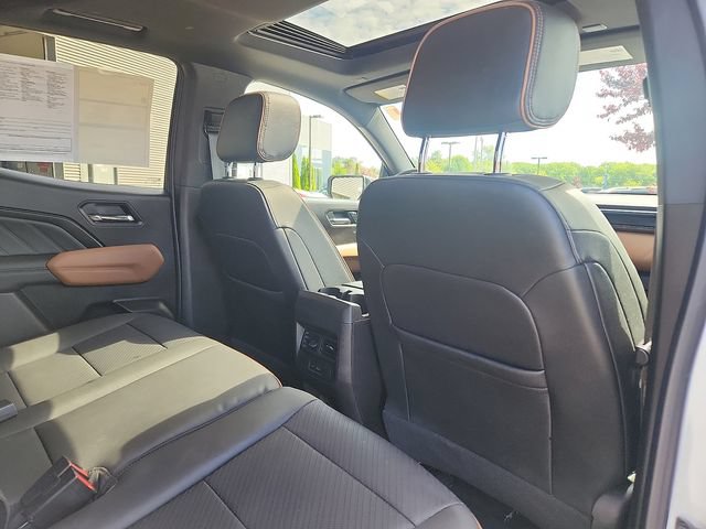 Used 2024 GMC Canyon AT4 w/ AT4 Premium Package AWD/4WD image 30