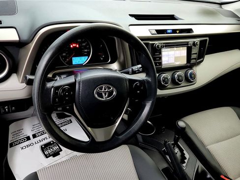 Used 2015 Toyota RAV4 LE image 36