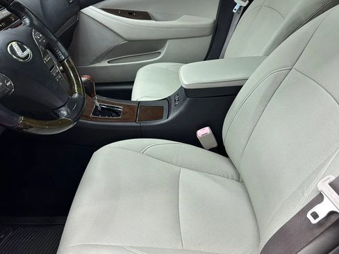 Used 2011 Lexus ES 350 image 12