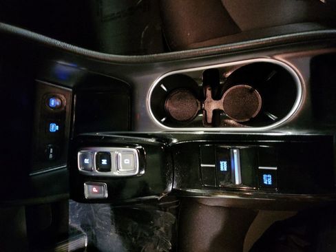 Used 2021 Hyundai Sonata SEL w/ Preferred Accessory Package image 21